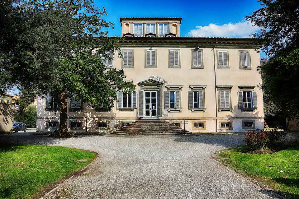Villa Bottini lato giardino