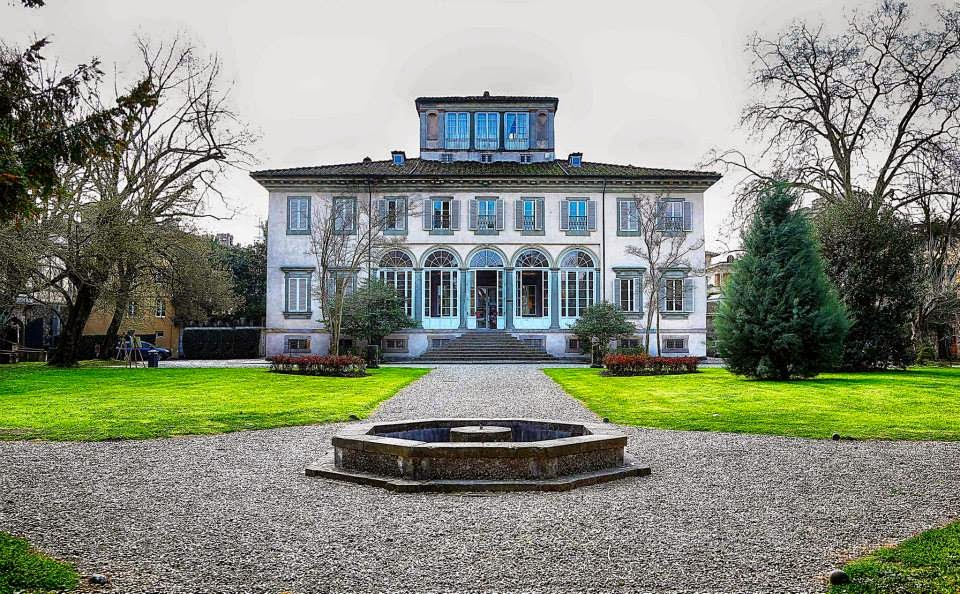 Villa Bottini lato giardino